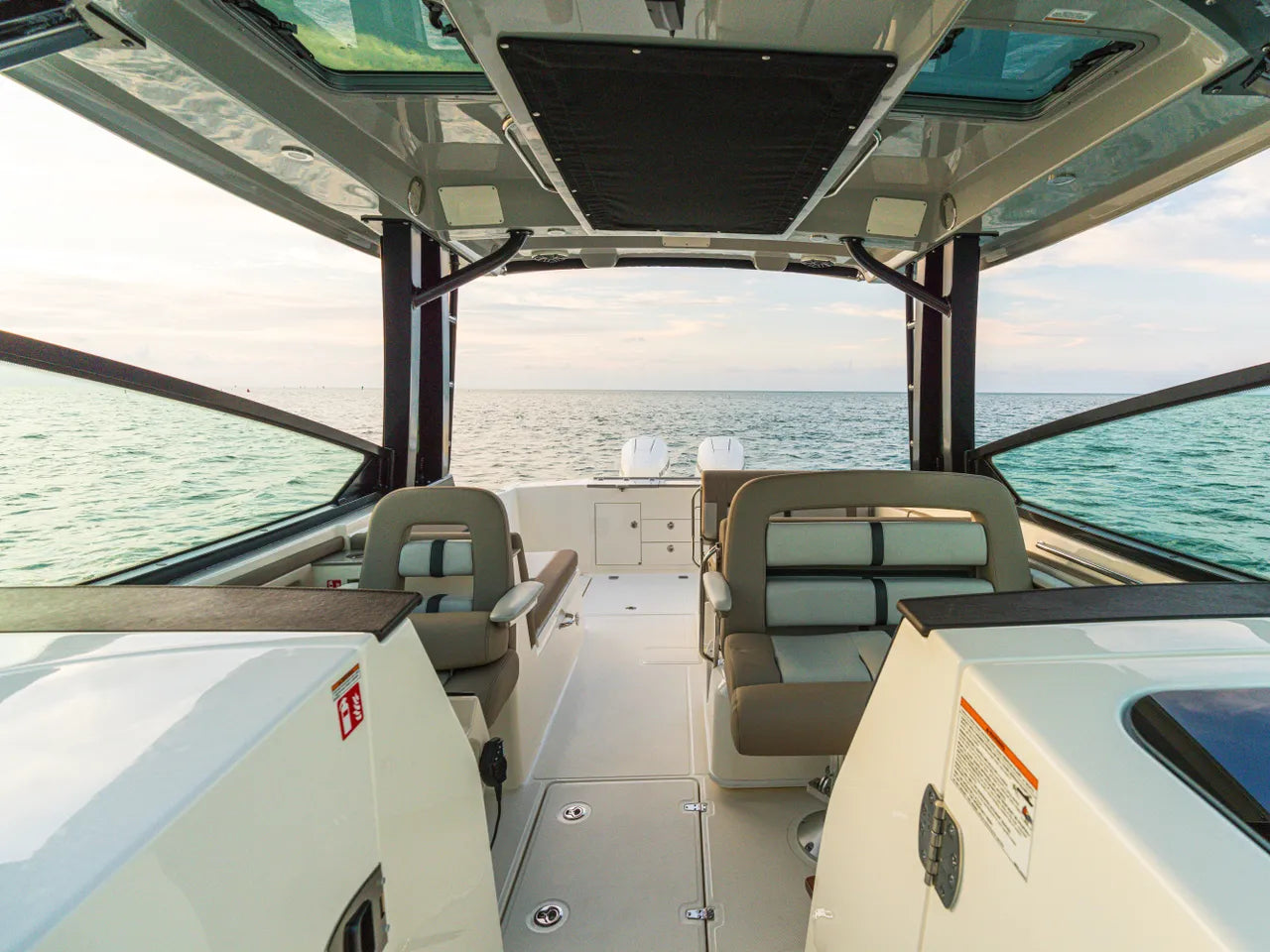 2026 Boston Whaler 330 Vantage 33.0 feet, Clearwater, Florida #31