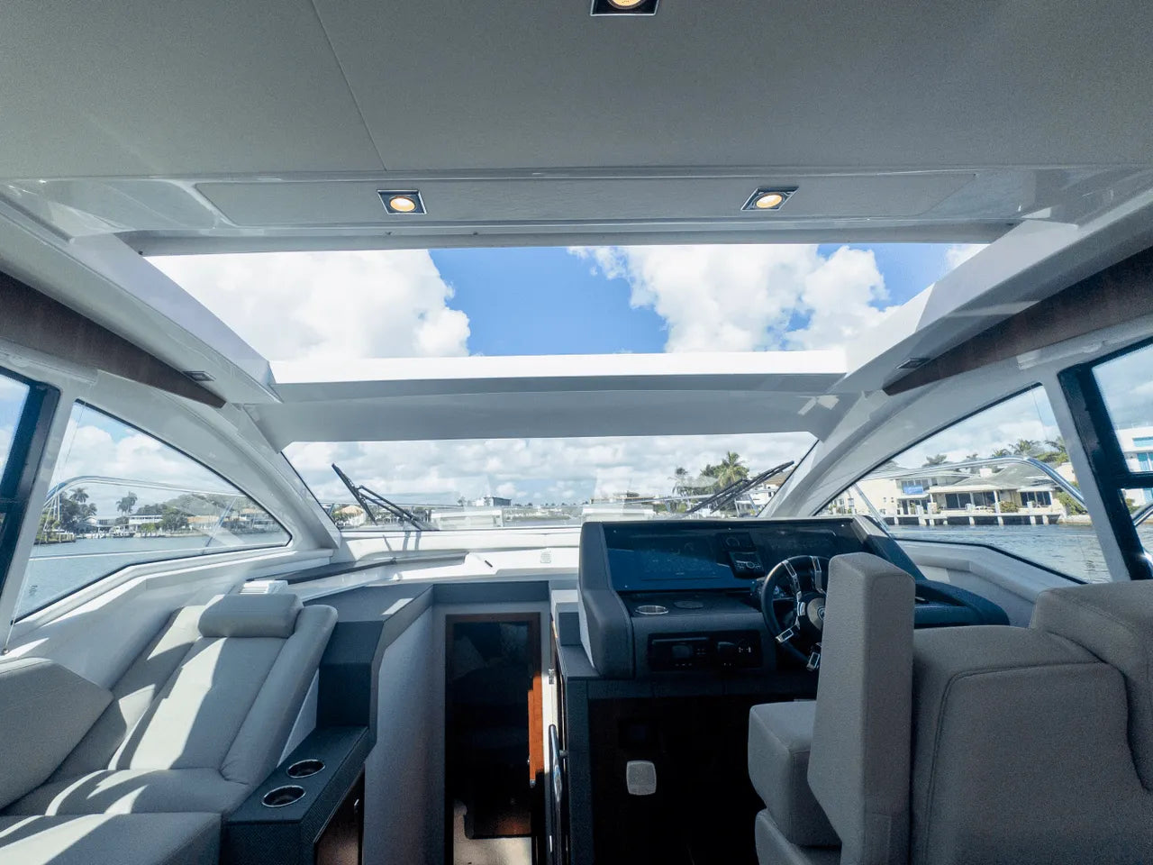 2024 Cruisers Yachts 42 Cantius 42.0 feet, Clearwater, Florida #42