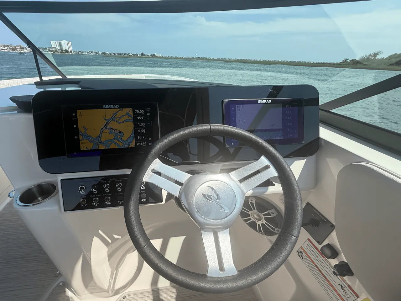 2025 Sea Ray SDX 250 Outboard 25.0 feet, Clearwater, Florida #13