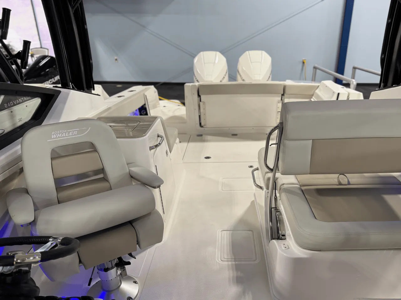 2025 Boston Whaler 280 Vantage 28.0 feet, Clearwater, Florida #22