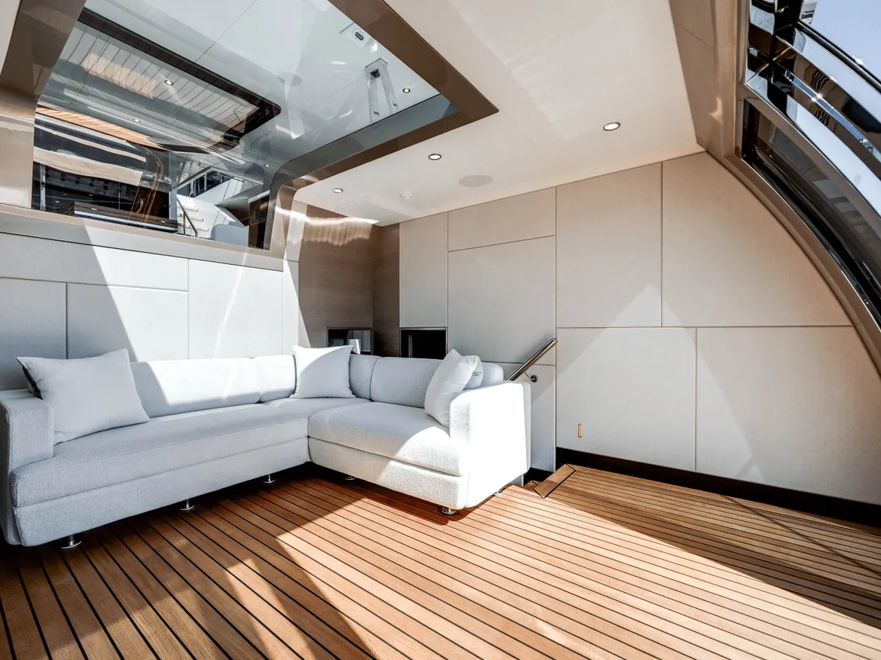 2025 Ocean Alexander 35R 117.0 feet, Clearwater, Florida #8