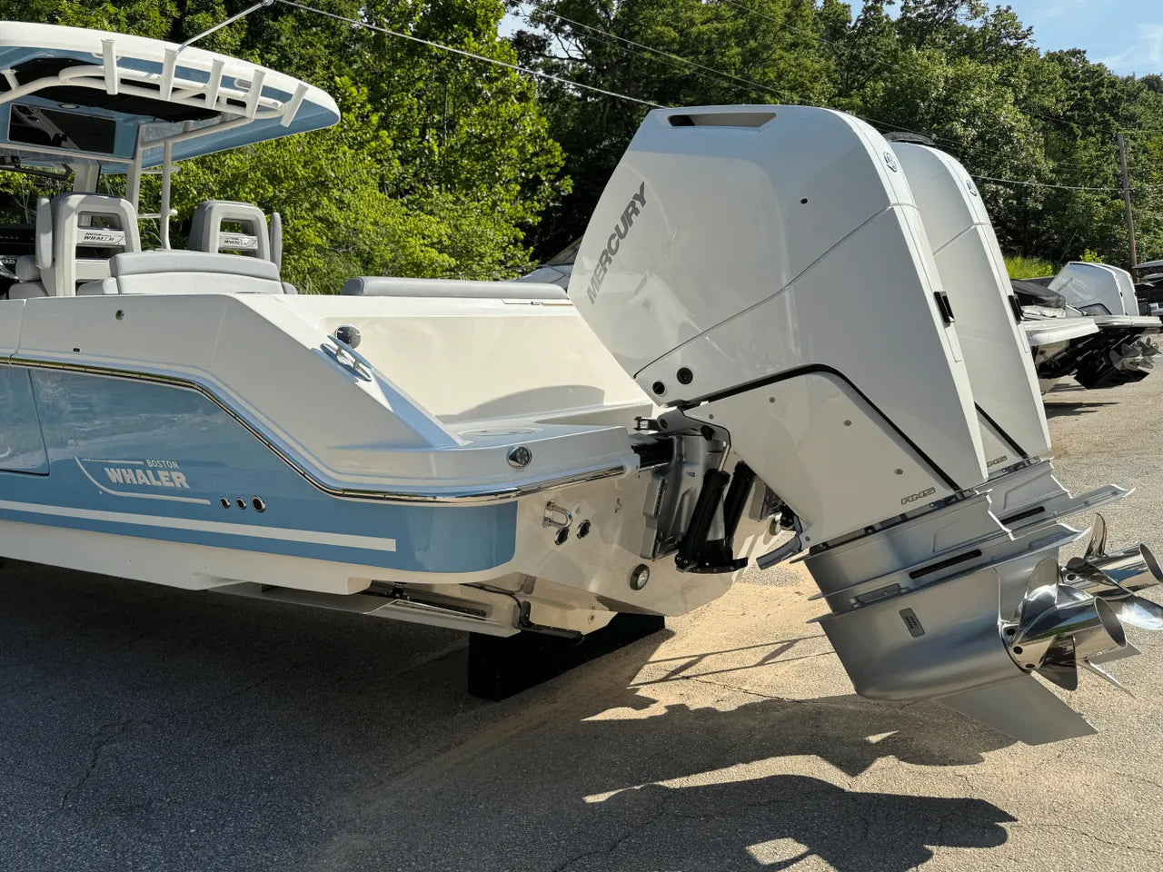 2025 Boston Whaler 330 Outrage 33.0 feet, Clearwater, Florida #9