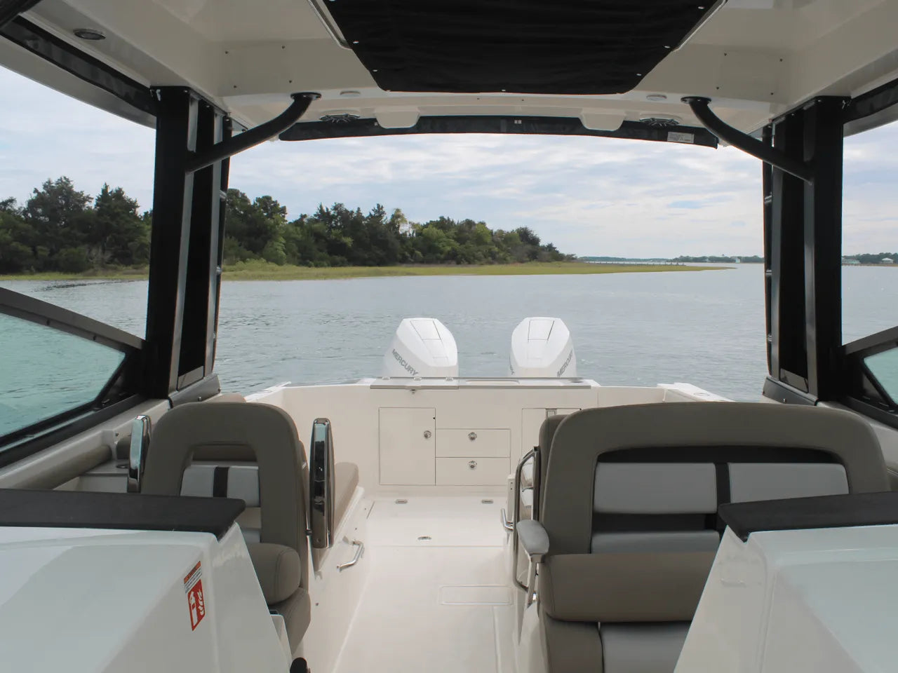 2026 Boston Whaler 330 Vantage 33.0 feet, Clearwater, Florida #36