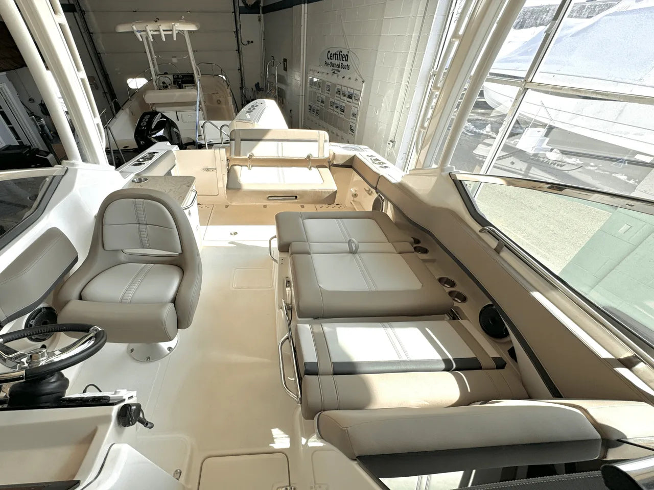 2025 Boston Whaler 240 Vantage 24.0 feet, Clearwater, Florida #43