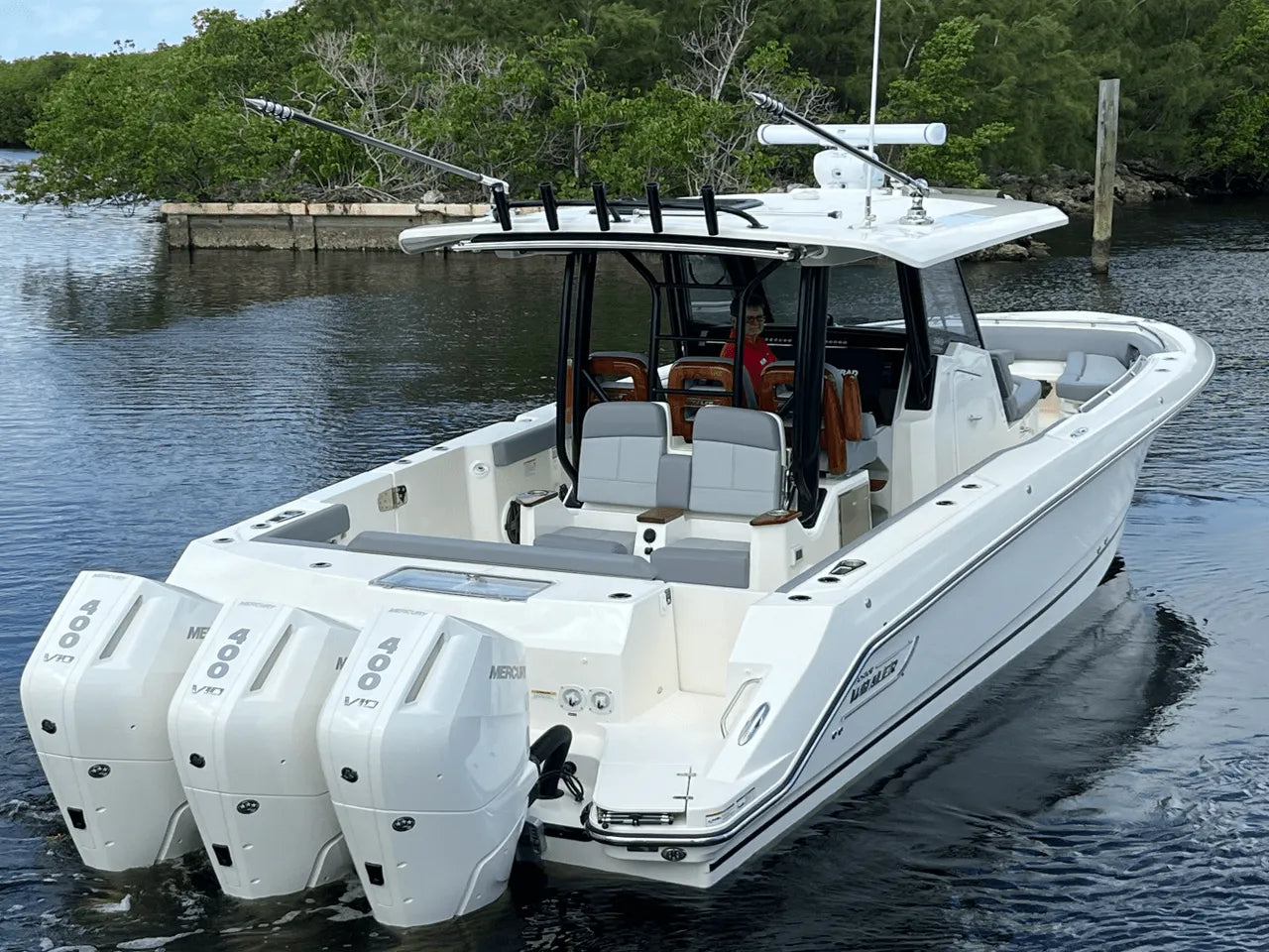 2025 Boston Whaler 360 Outrage 36.0 feet, Clearwater, Florida #7
