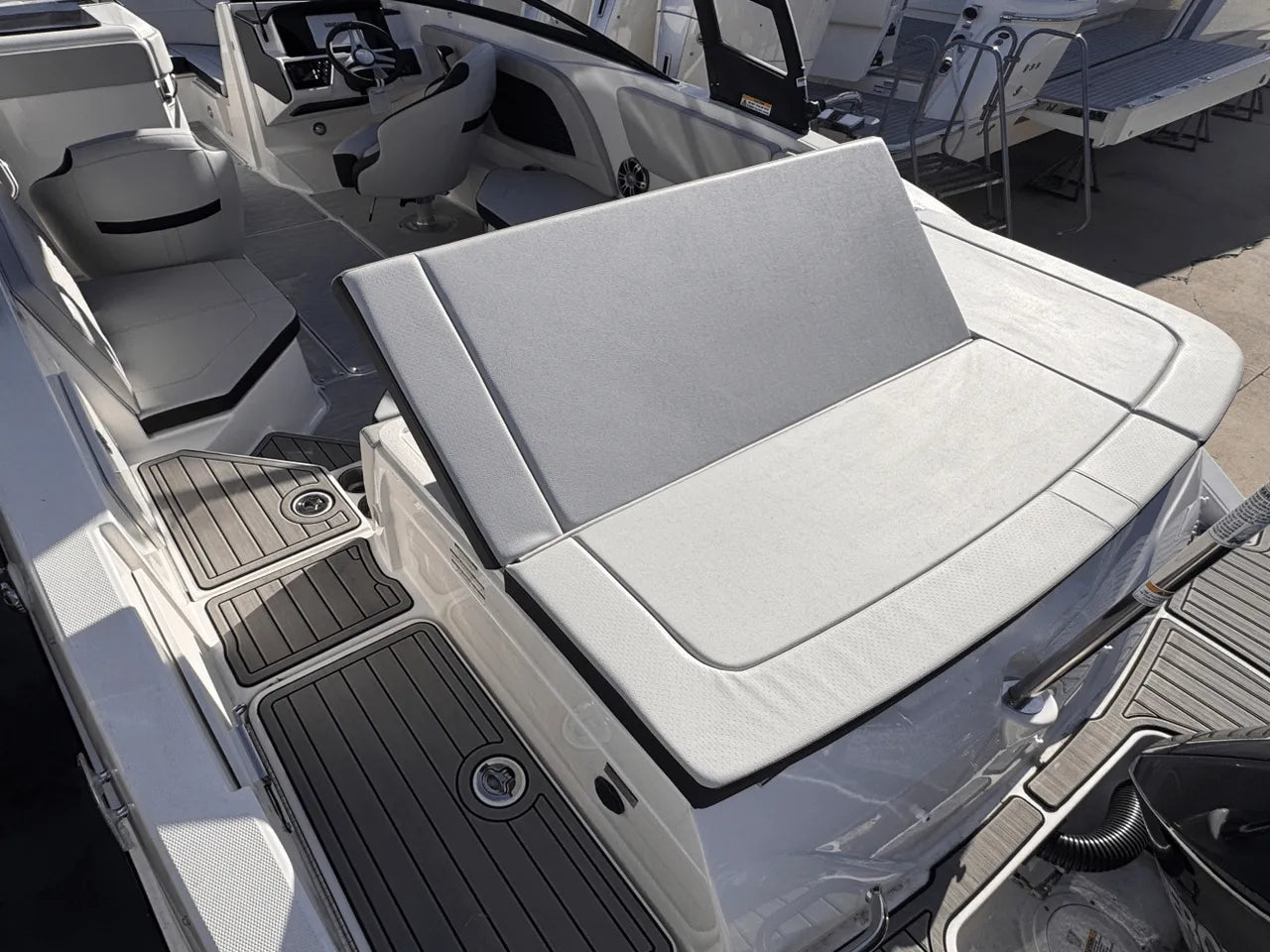 2025 Sea Ray SPX 230 Outboard 23.0 feet, Clearwater, Florida #9