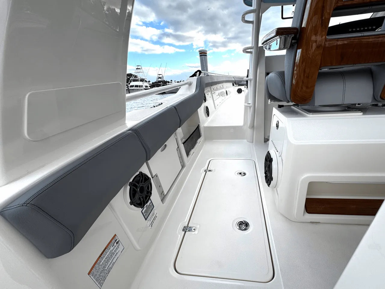 2025 Boston Whaler 420 Outrage 42.0 feet, Clearwater, Florida #42