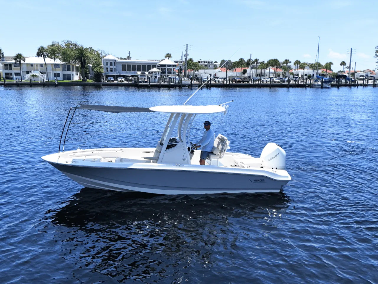 2026 Boston Whaler 220 Dauntless 22.0 feet, Clearwater, Florida #1