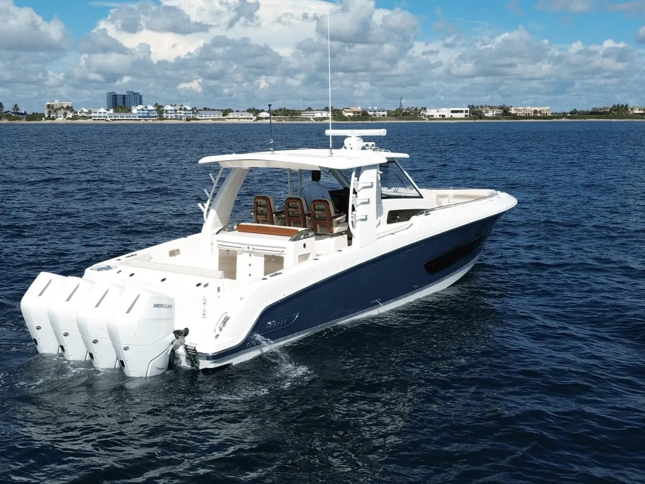 2026 Boston Whaler 420 Outrage 42.0 feet, Clearwater, Florida #7