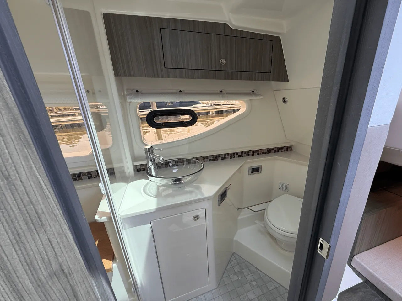 2025 Sea Ray Sundancer 370 Outboard 37.0 feet, Clearwater, Florida #39