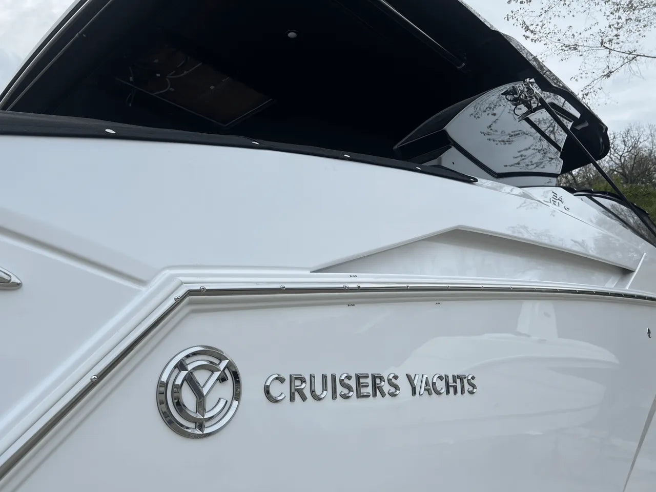 2025 Cruisers Yachts 34 GLS 34.0 feet, Clearwater, Florida #12