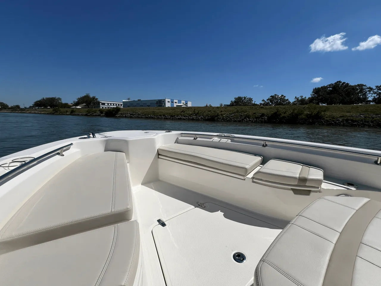 2025 Boston Whaler 280 Dauntless 28.0 feet, Clearwater, Florida #39
