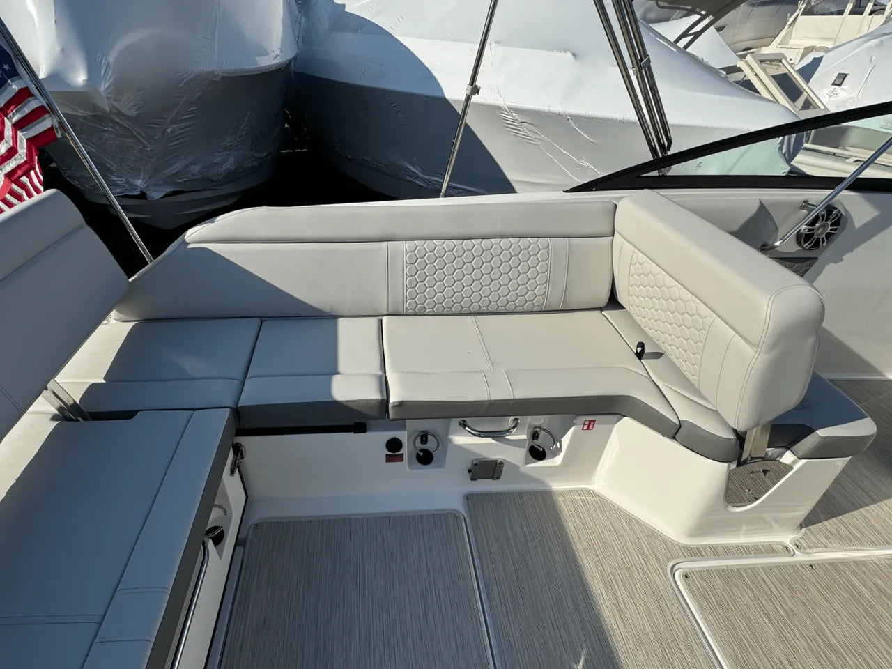 2025 Sea Ray SDX 250 Outboard 25.0 feet, Clearwater, Florida #19