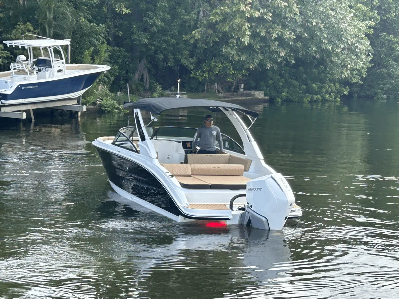 2025 Sea Ray SDX 250 Outboard 25.0 feet, Clearwater, Florida #9