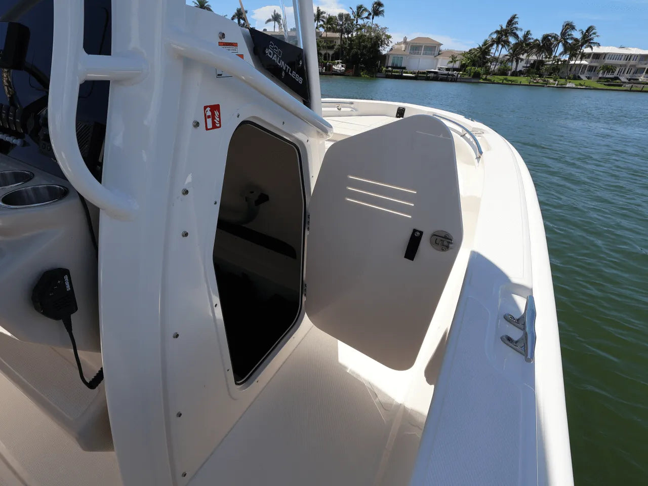 2026 Boston Whaler 220 Dauntless 22.0 feet, Clearwater, Florida #27