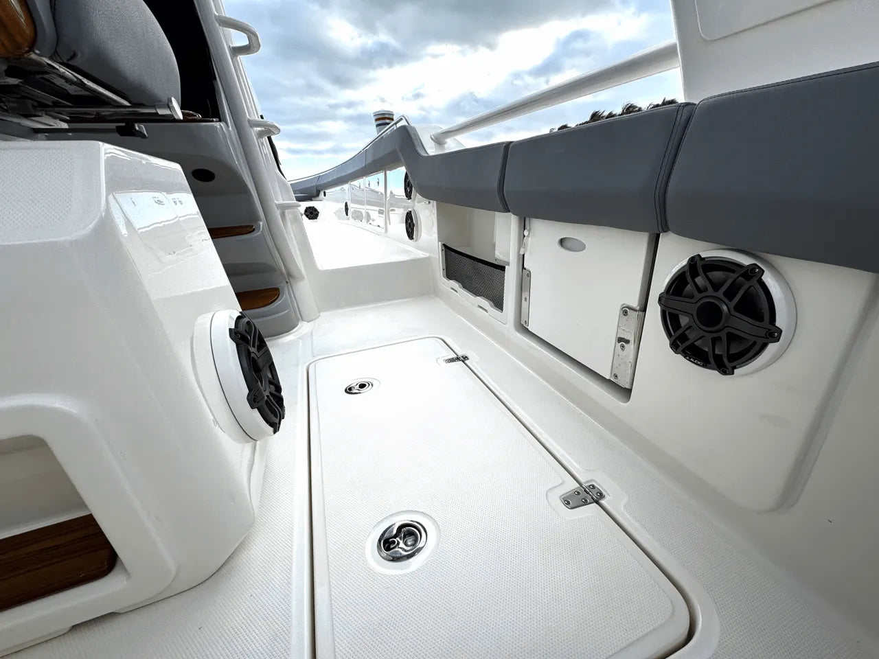 2025 Boston Whaler 420 Outrage 42.0 feet, Clearwater, Florida #46