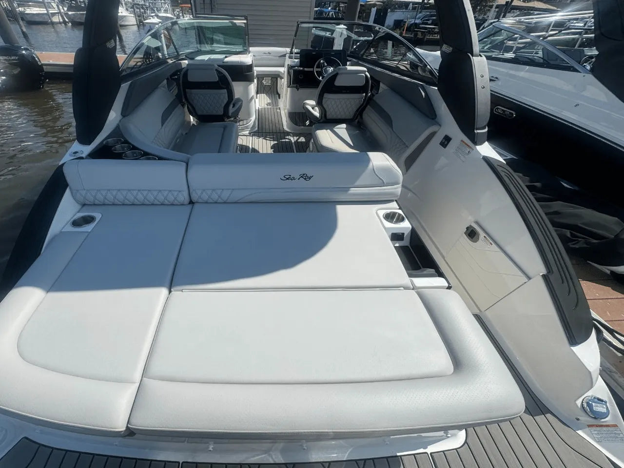 2025 Sea Ray SLX 260 Outboard 26.0 feet, Clearwater, Florida #9