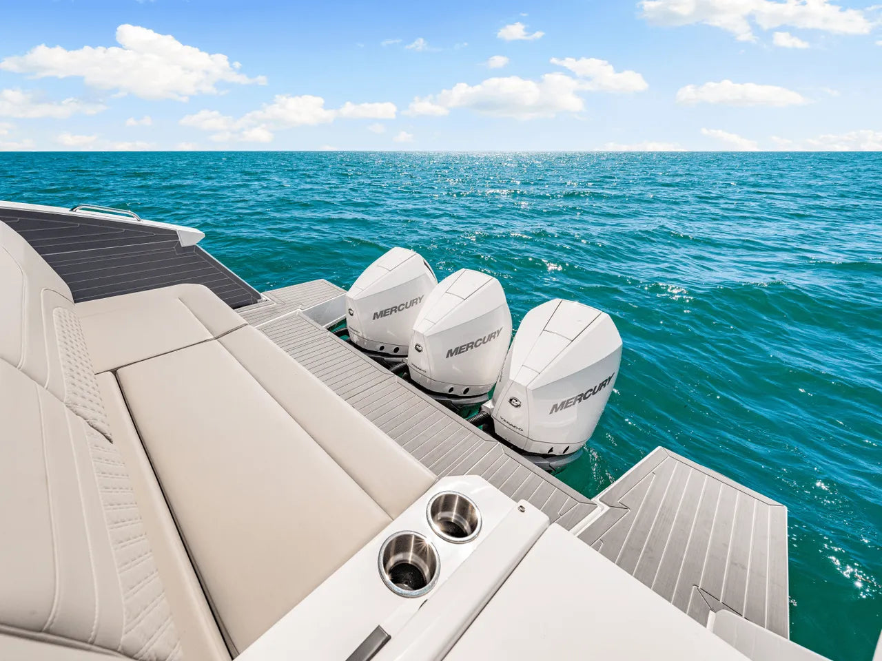 2025 Cruisers Yachts 38 GLS Outboard 38.0 feet, Clearwater, Florida #9