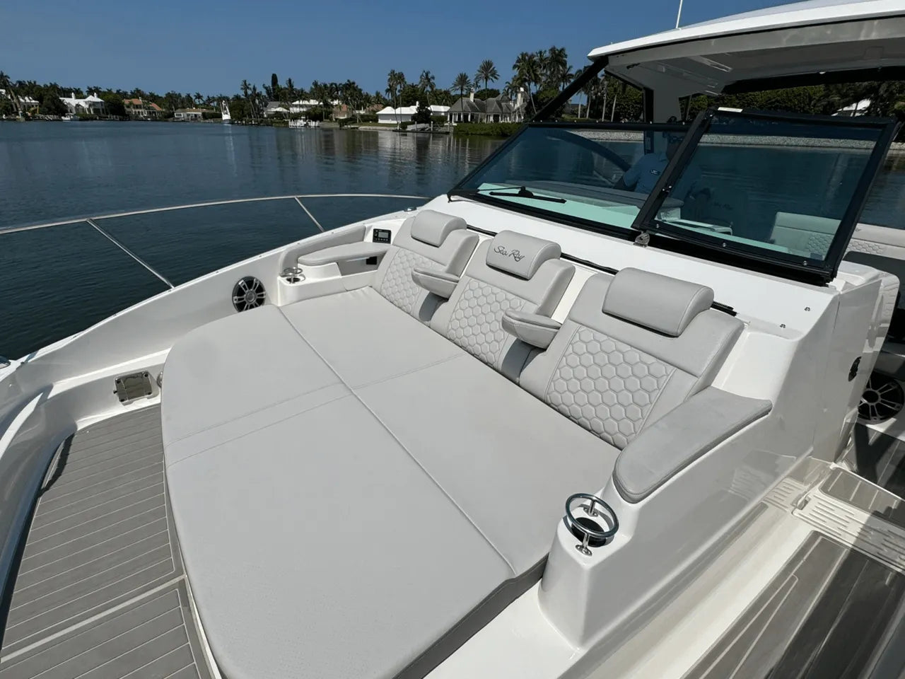 2025 Sea Ray Sundancer 320 Outboard 32.0 feet, Clearwater, Florida #17