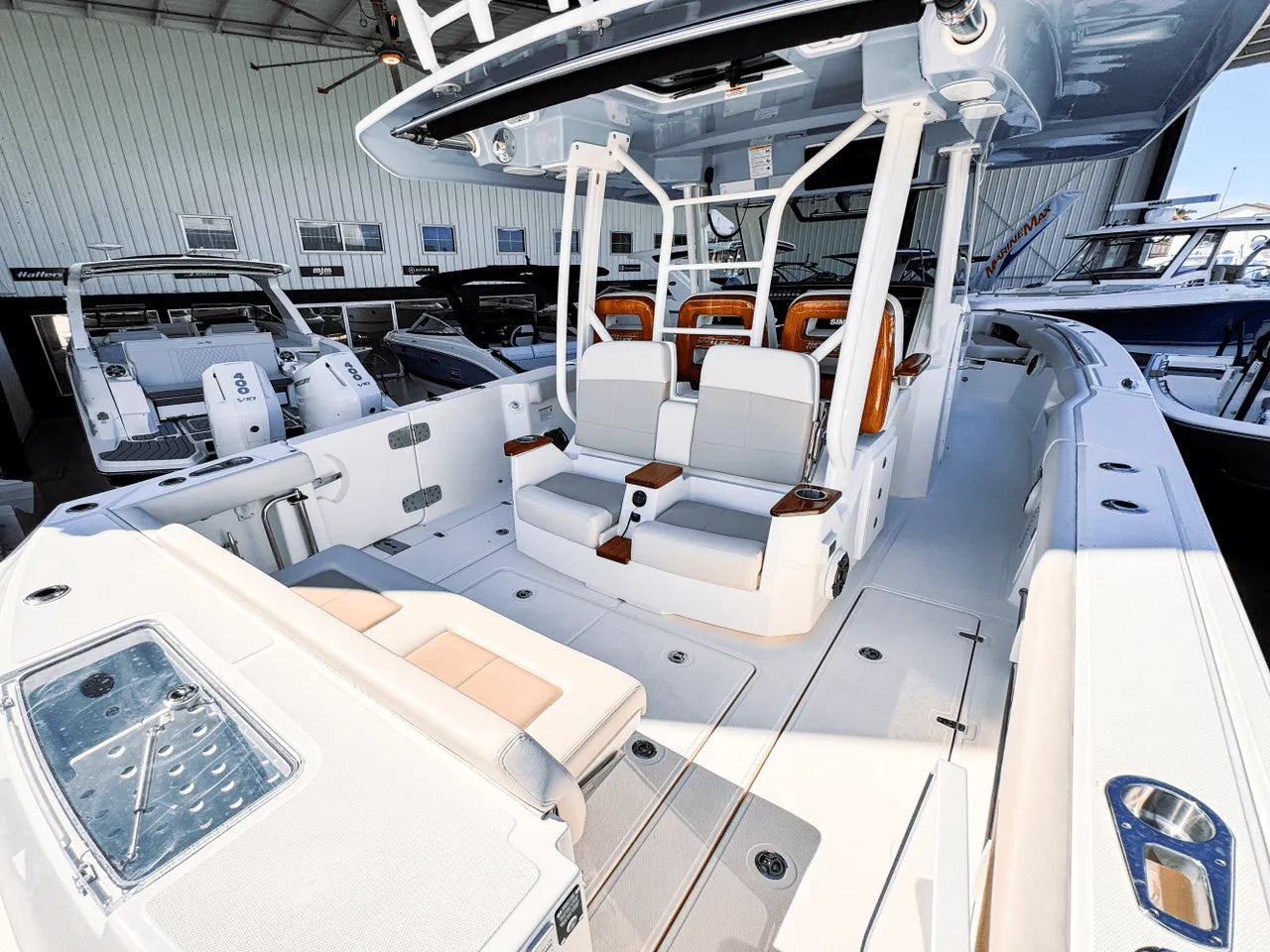 2025 Boston Whaler 360 Outrage 36.0 feet, Clearwater, Florida #16