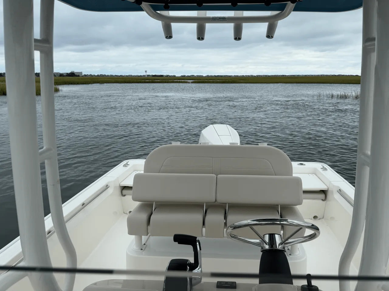 2025 Boston Whaler 210 Montauk 21.0 feet, Clearwater, Florida #9