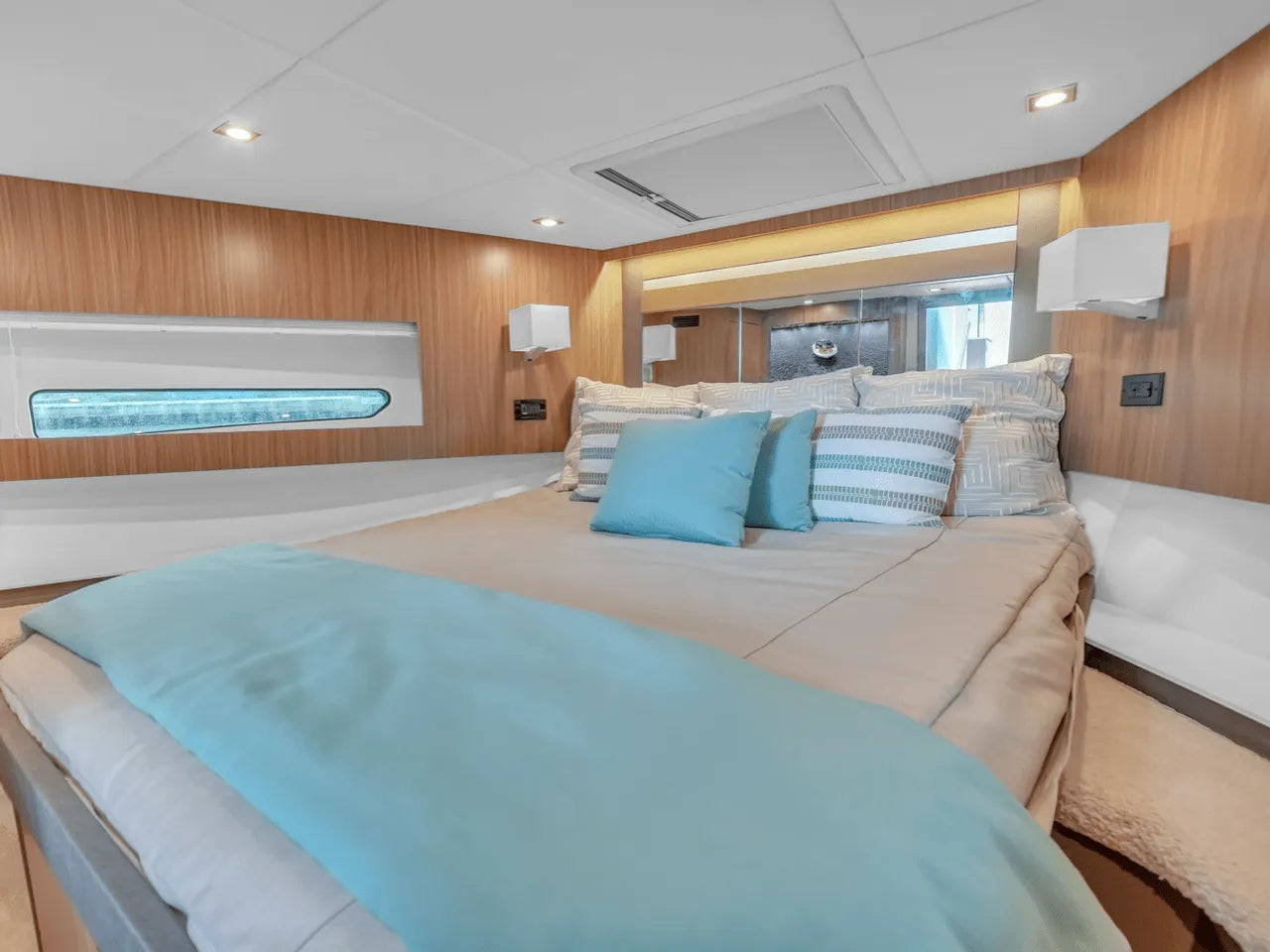 2025 Cruisers Yachts 46 Cantius 46.0 feet, Clearwater, Florida #51
