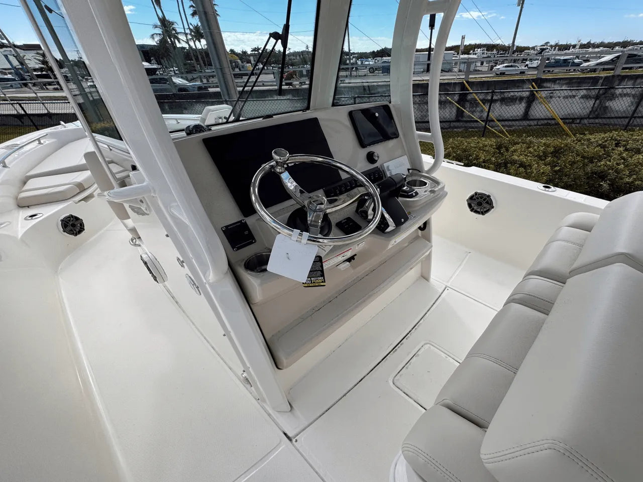 2025 Boston Whaler 280 Dauntless 28.0 feet, Clearwater, Florida #12