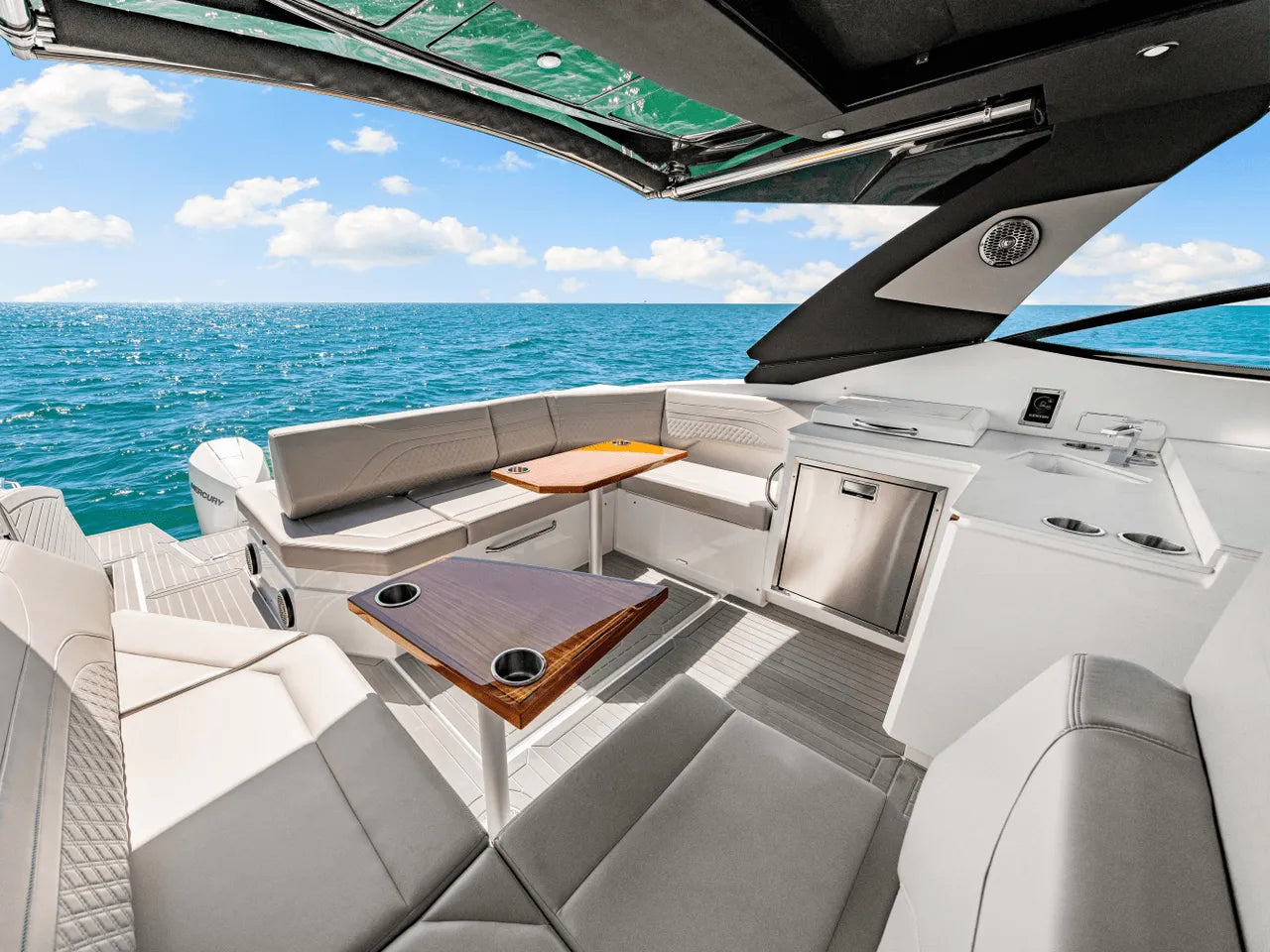 2025 Cruisers Yachts 38 GLS Outboard 38.0 feet, Clearwater, Florida #12