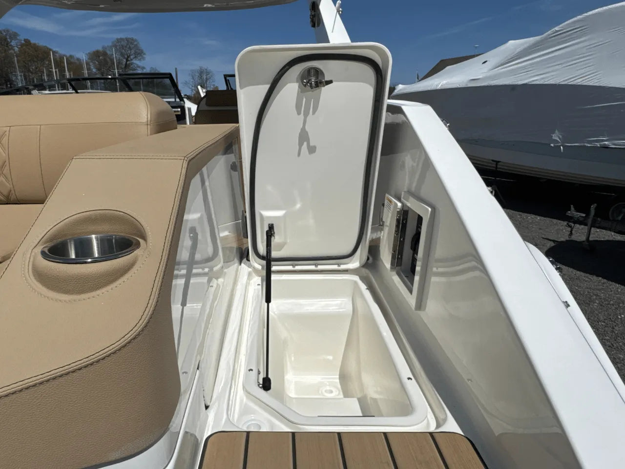 2025 Sea Ray SLX 310 Outboard 31.0 feet, Clearwater, Florida #21
