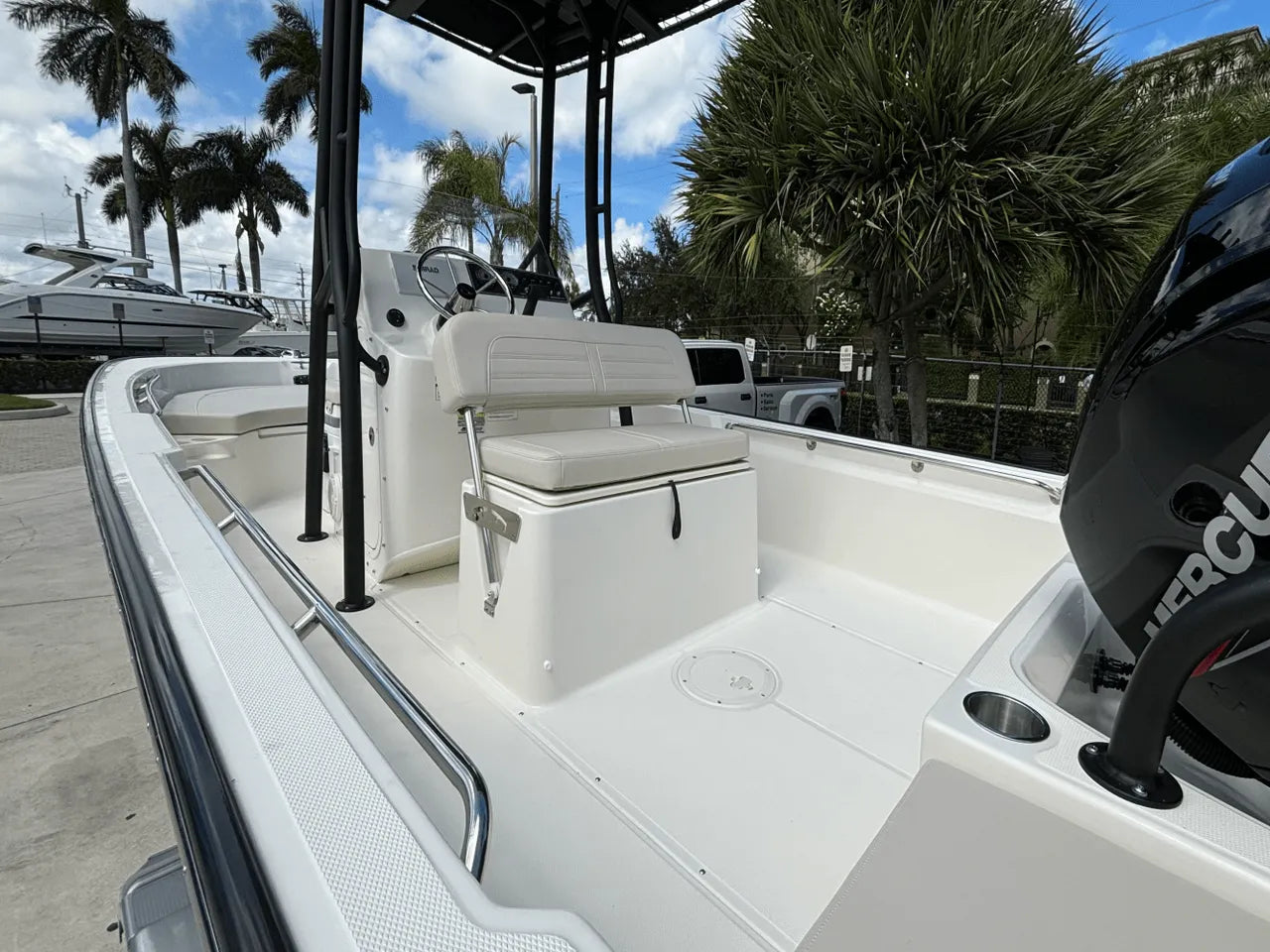 2025 Boston Whaler 190 Montauk 19.0 feet, Clearwater, Florida #10
