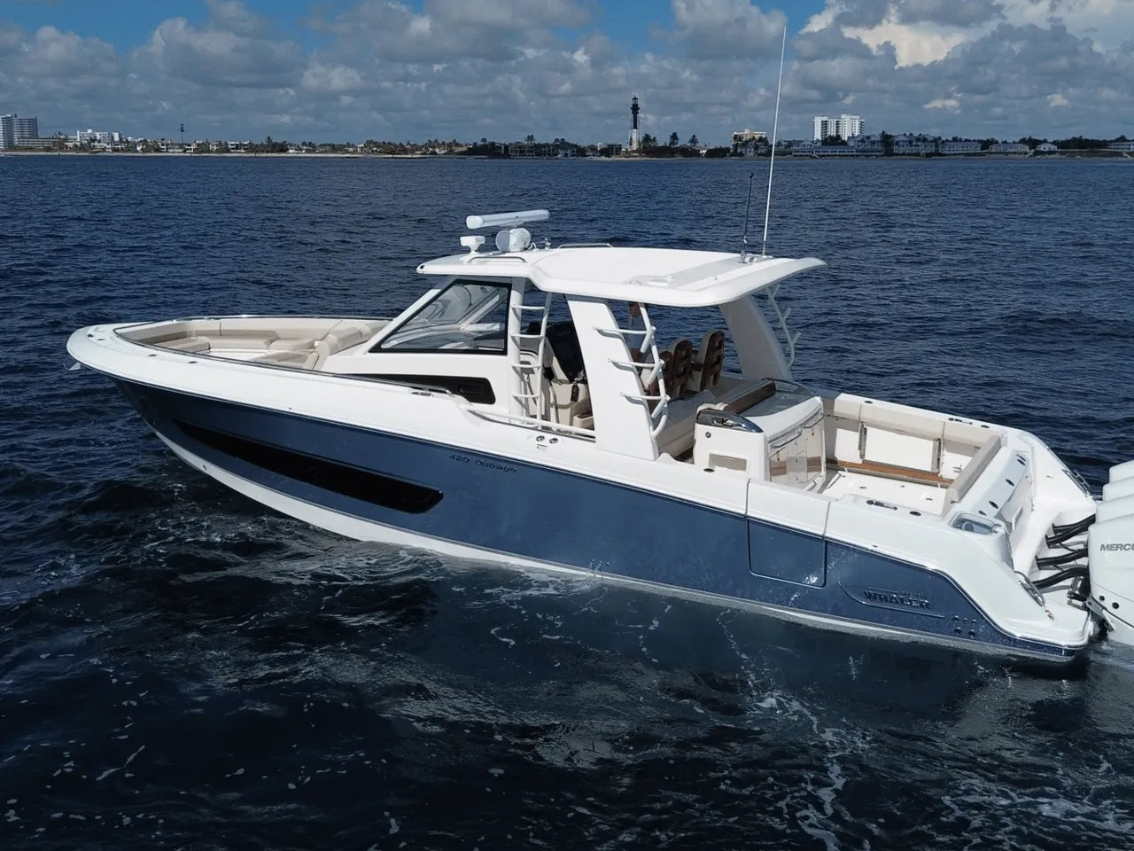 2026 Boston Whaler 420 Outrage 42.0 feet, Clearwater, Florida #3