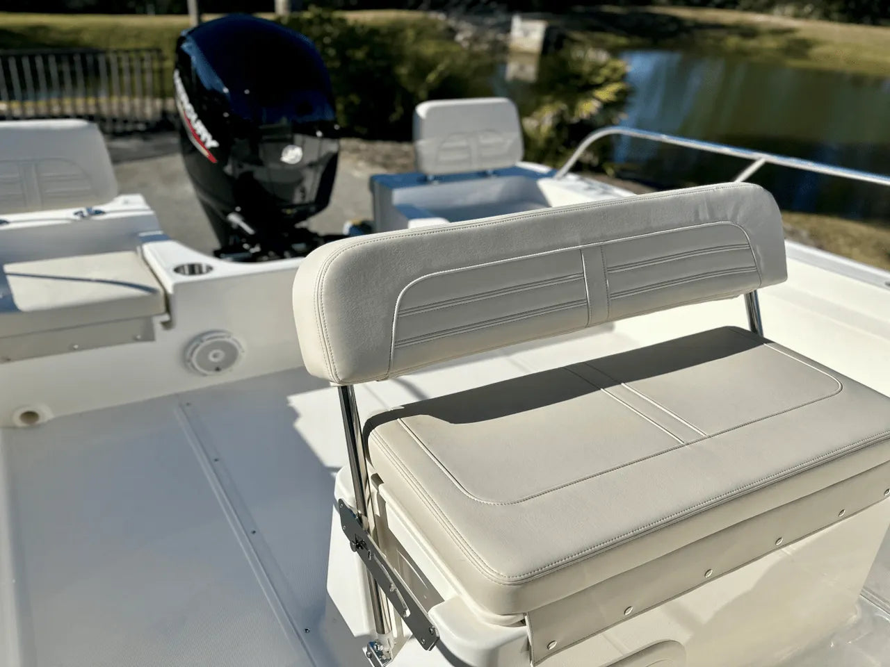 2025 Boston Whaler 190 Montauk 19.0 feet, Clearwater, Florida #9