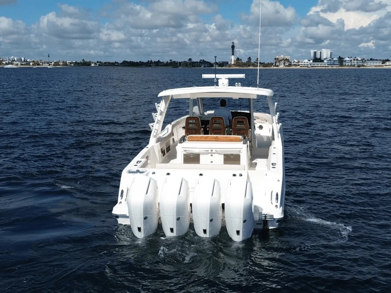 2026 Boston Whaler 420 Outrage 42.0 feet, Clearwater, Florida #6