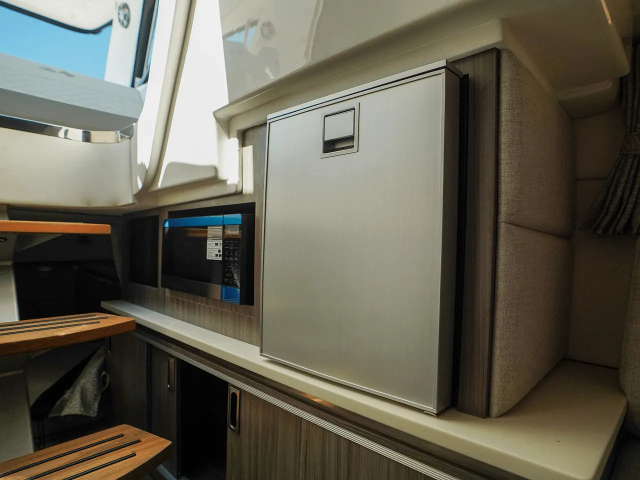2025 Sea Ray Sundancer 320 Outboard 32.0 feet, Clearwater, Florida #32