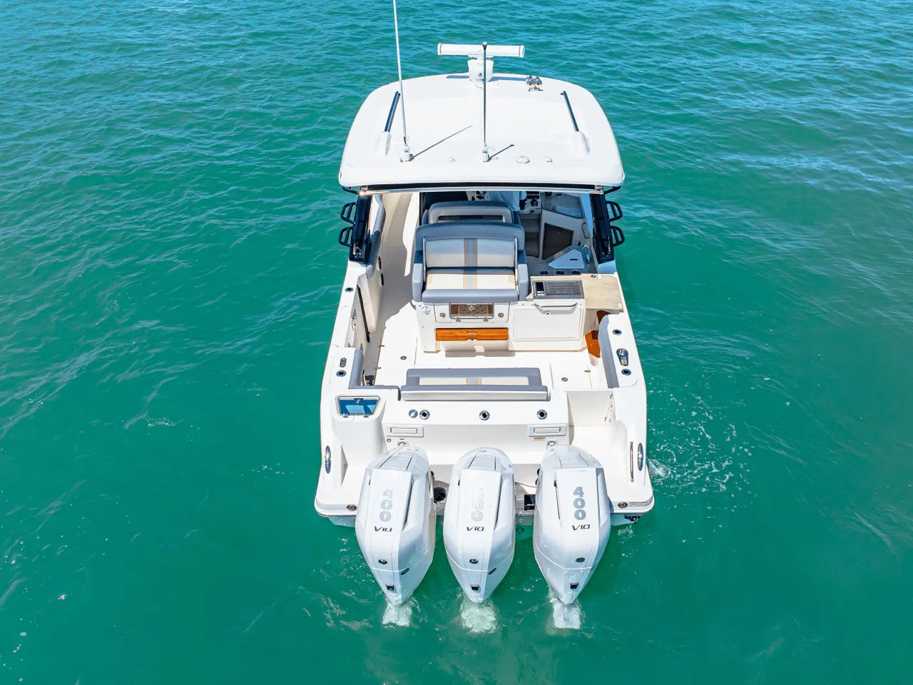 2025 Boston Whaler 350 Realm 35.0 feet, Clearwater, Florida #16