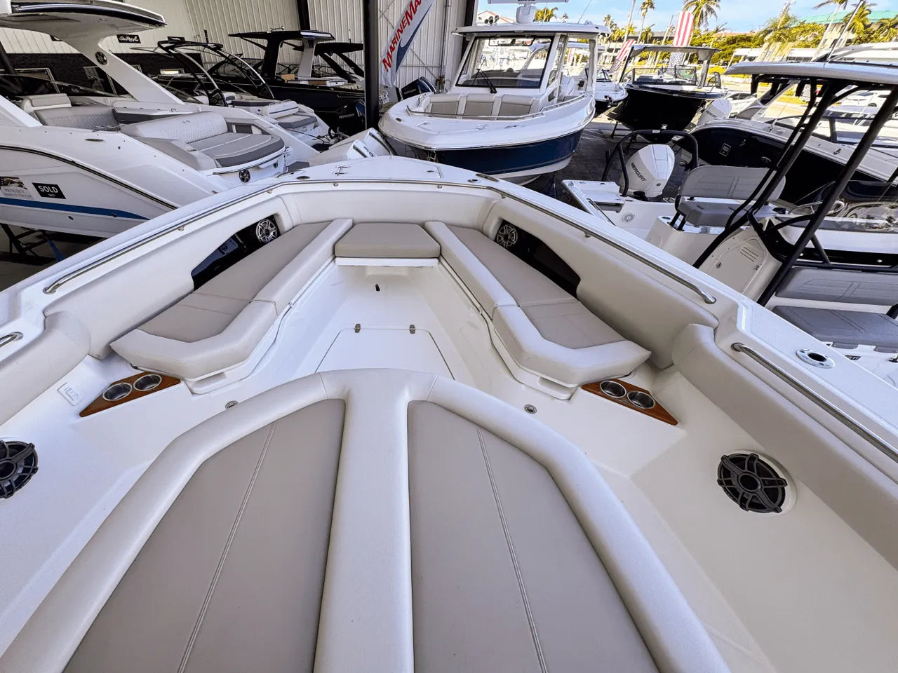 2025 Boston Whaler 360 Outrage 36.0 feet, Clearwater, Florida #46