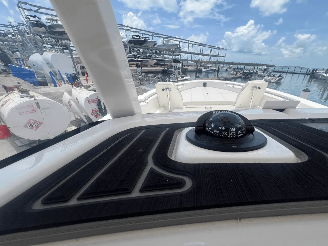 2025 Boston Whaler 250 Dauntless 25.0 feet, Clearwater, Florida #15
