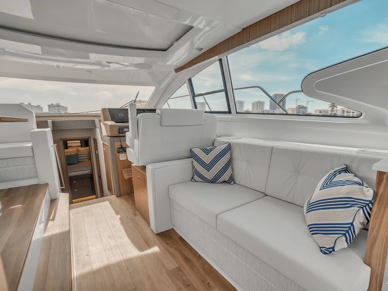 2025 Cruisers Yachts 46 Cantius 46.0 feet, Clearwater, Florida #30