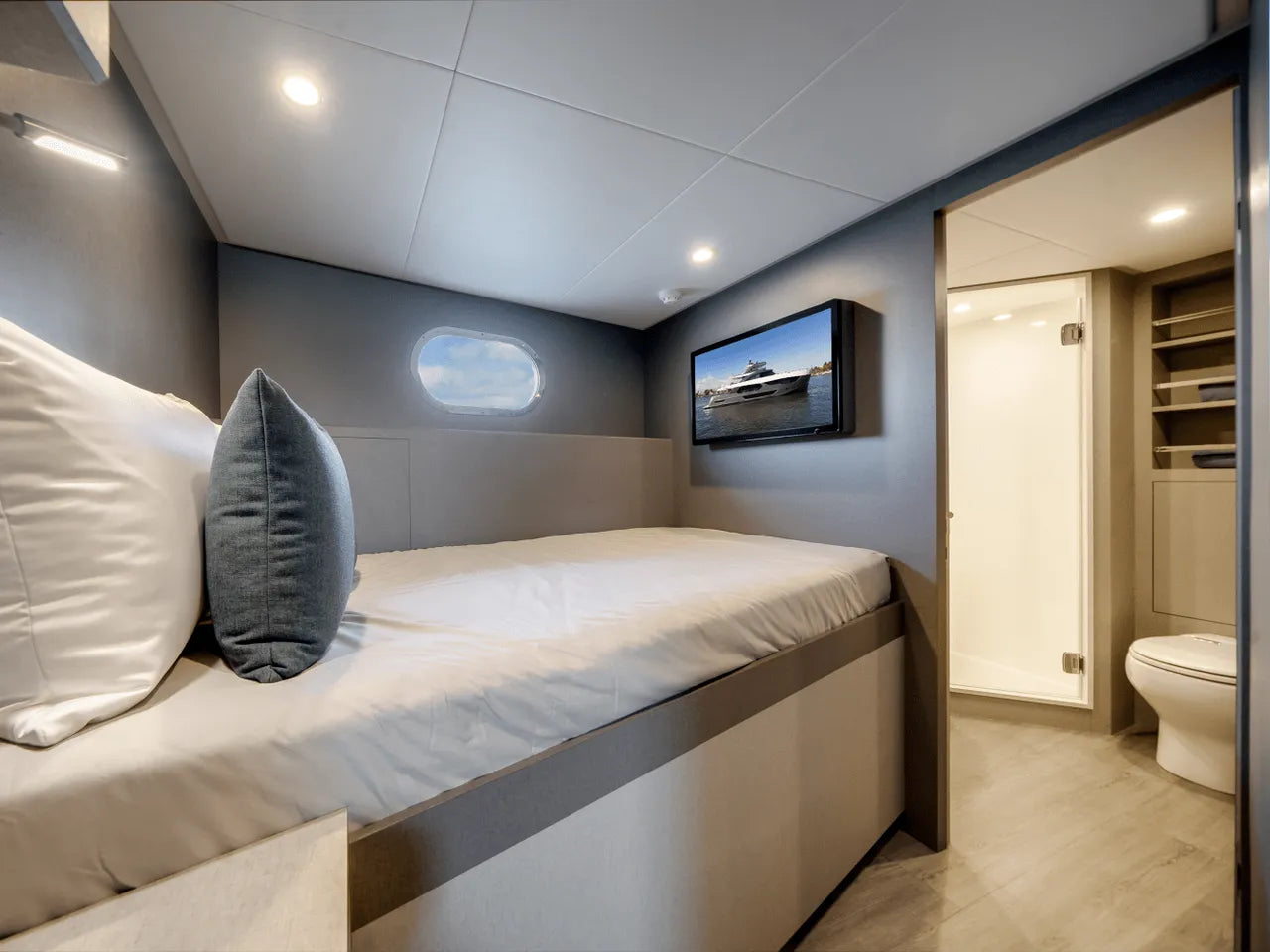 2025 Ocean Alexander 35R 117.0 feet, Clearwater, Florida #82