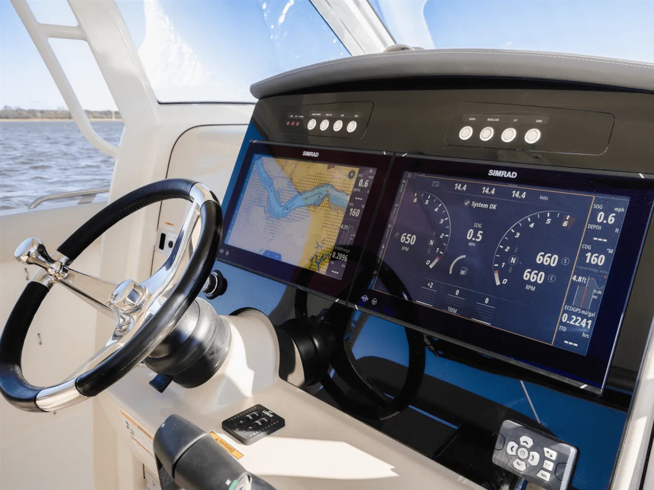 2025 Boston Whaler 350 Realm 35.0 feet, Clearwater, Florida #21