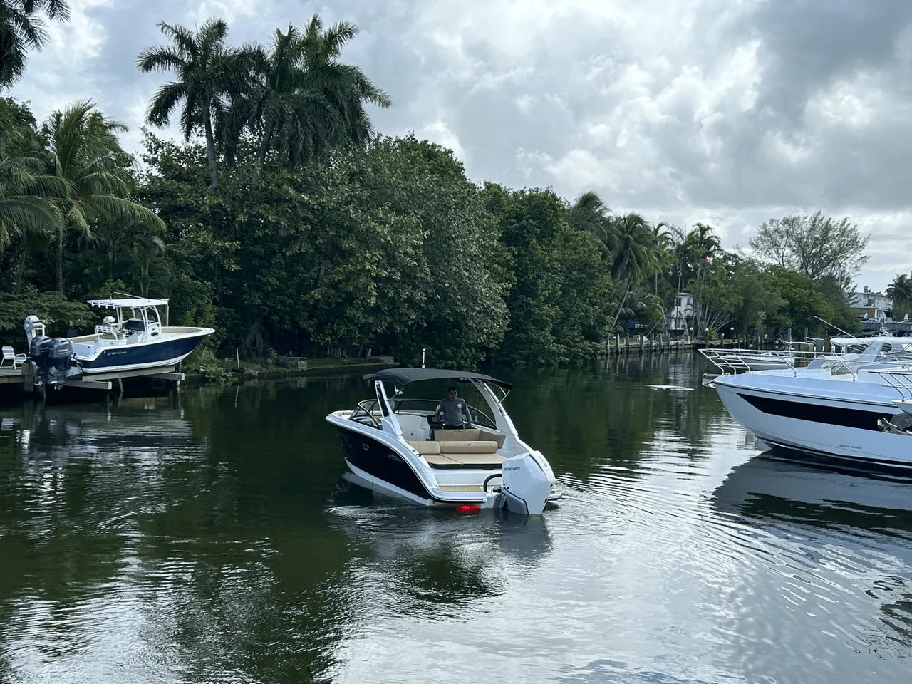 2025 Sea Ray SDX 250 Outboard 25.0 feet, Clearwater, Florida #13