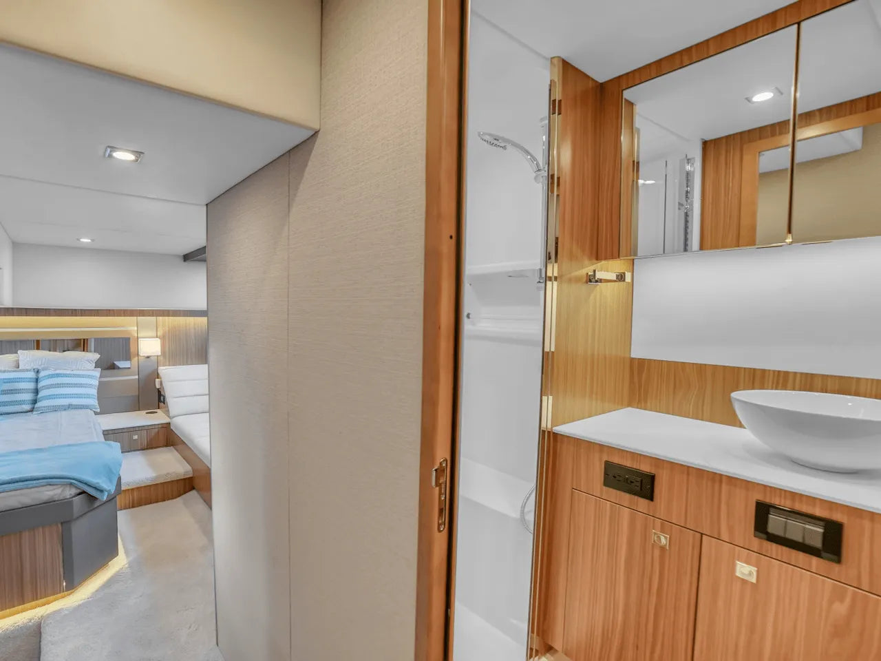 2025 Cruisers Yachts 46 Cantius 46.0 feet, Clearwater, Florida #45