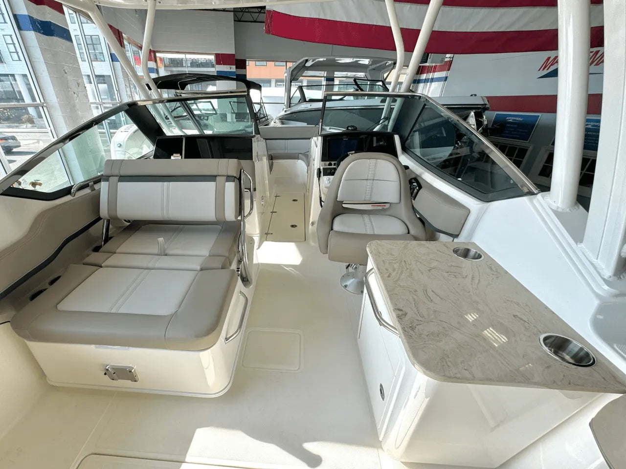 2025 Boston Whaler 240 Vantage 24.0 feet, Clearwater, Florida #18