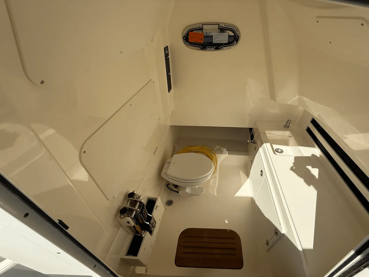 2025 Boston Whaler 330 Outrage 33.0 feet, Clearwater, Florida #34