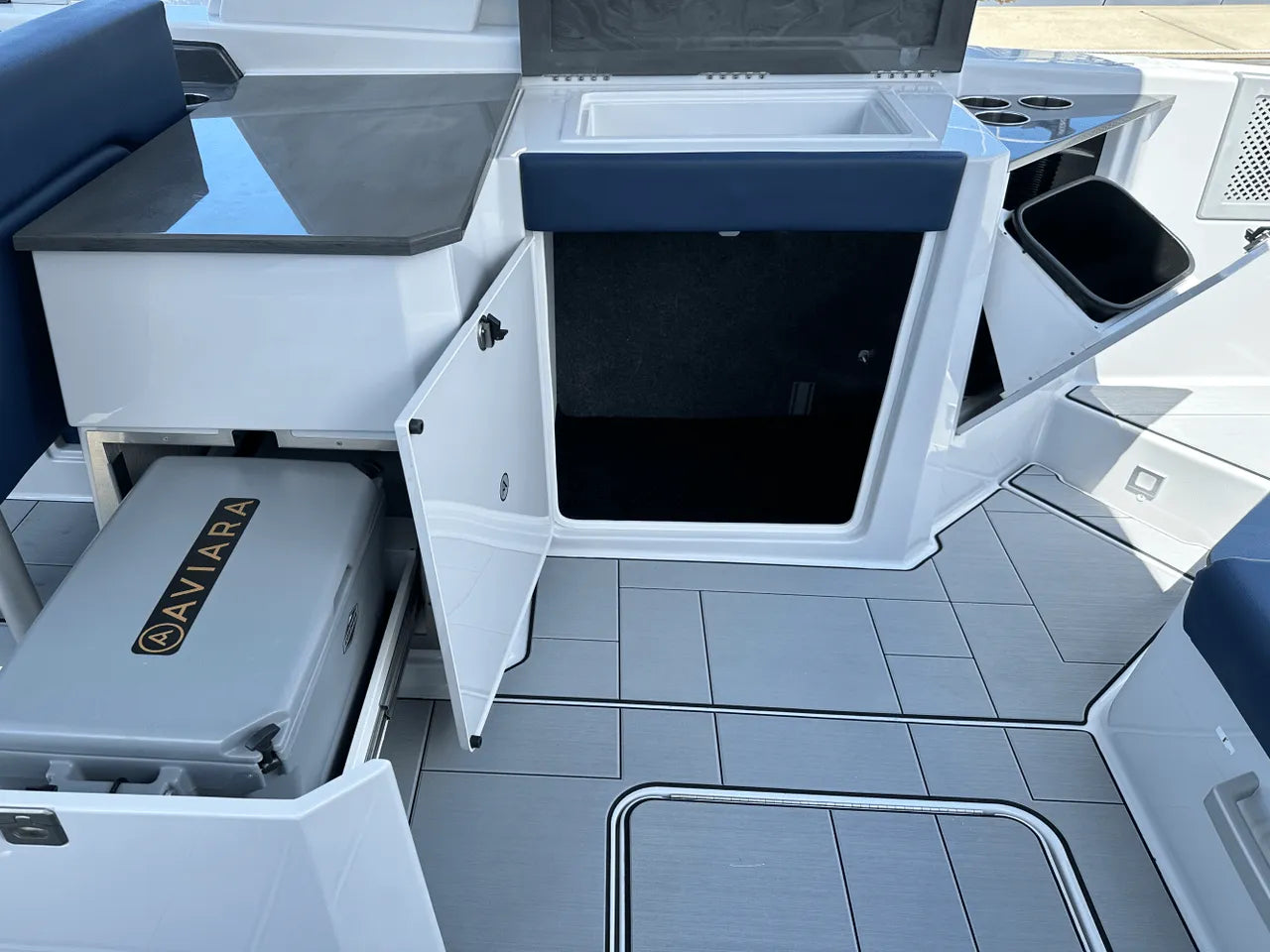 2024 Aviara AV32 Outboard 32.0 feet, Clearwater, Florida #25