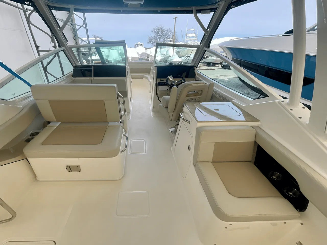 2025 Boston Whaler 280 Vantage 28.0 feet, Clearwater, Florida #9