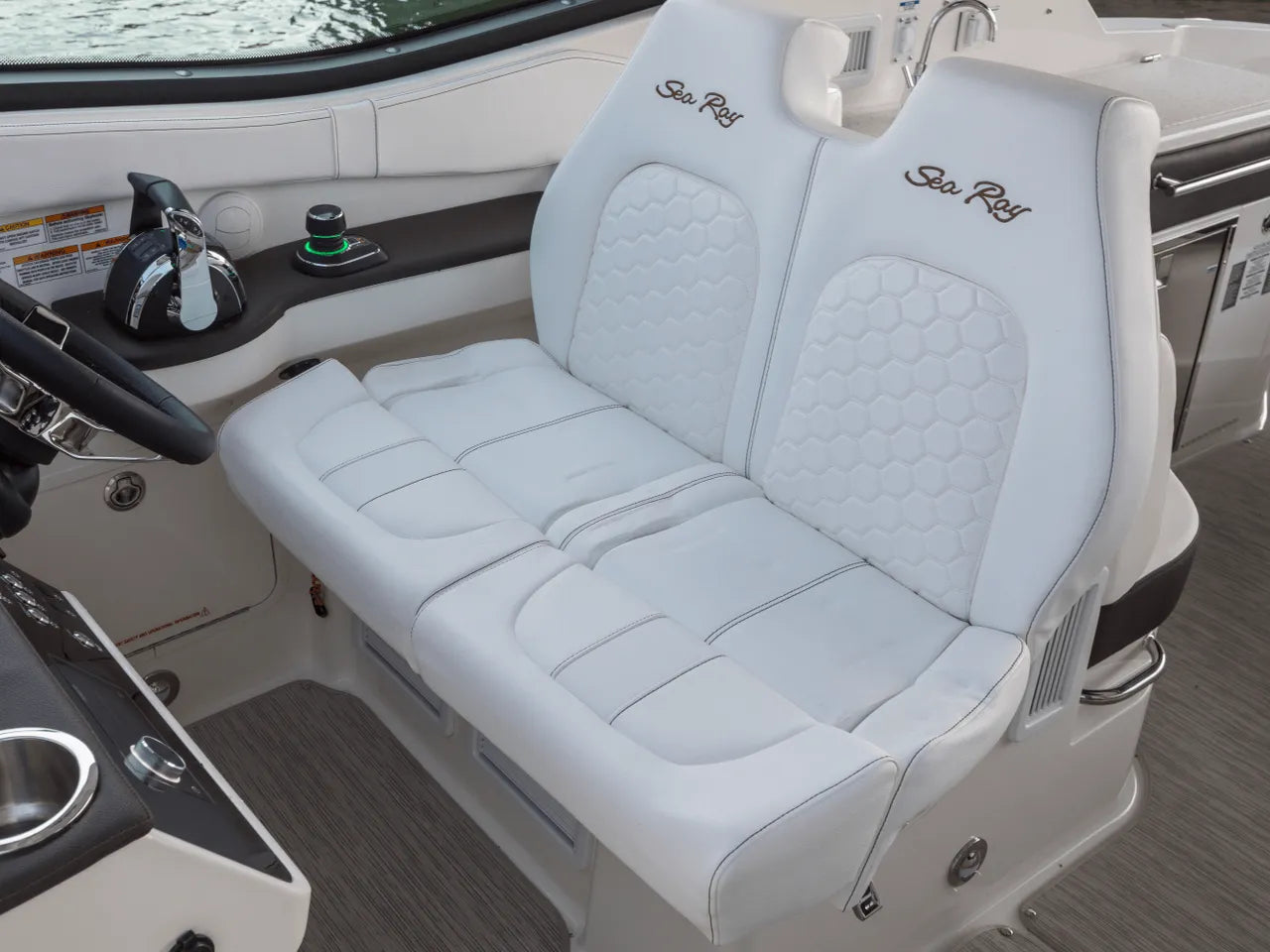 2026 Sea Ray Sundancer 320 Outboard 32.0 feet, Clearwater, Florida #15