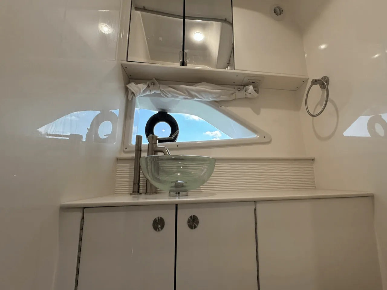 2025 Sea Ray Sundancer 320 Outboard 32.0 feet, Clearwater, Florida #37