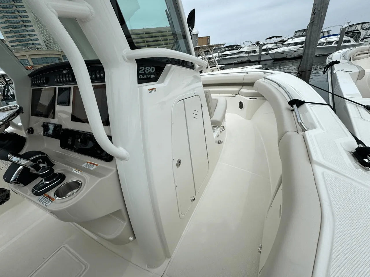 2025 Boston Whaler 280 Outrage 28.0 feet, Clearwater, Florida #23
