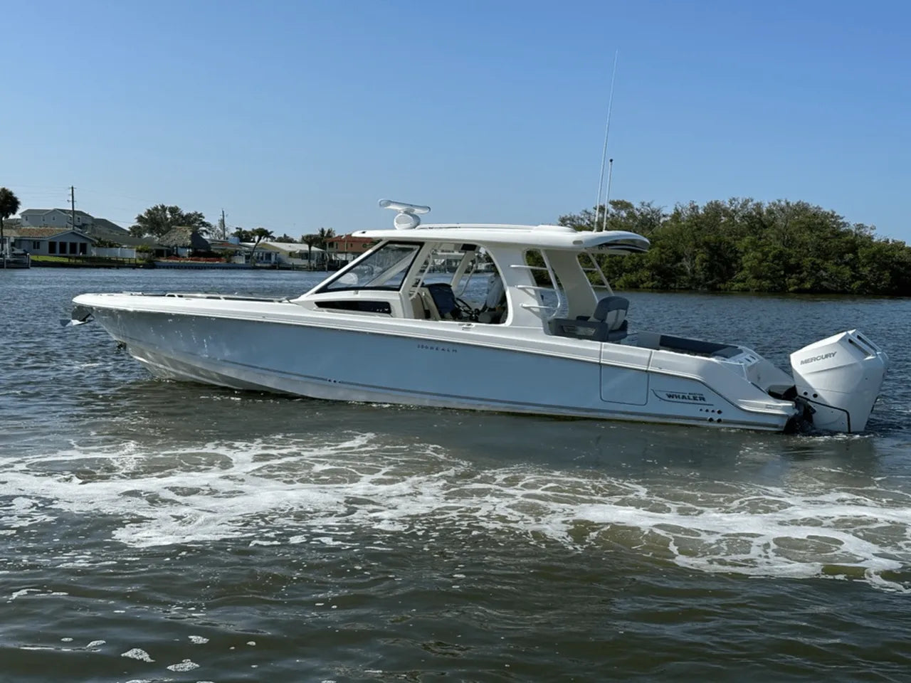 2025 Boston Whaler 350 Realm 35.0 feet, Clearwater, Florida #3